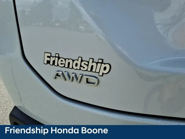 Used 2025 White Honda Touring image 10