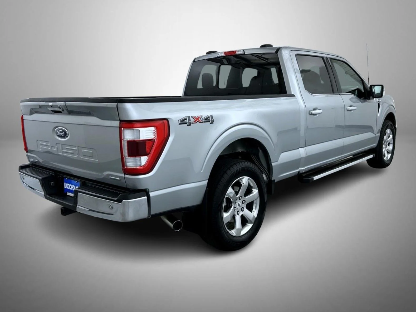 Used 2022 Silver Ford Lariat image 5