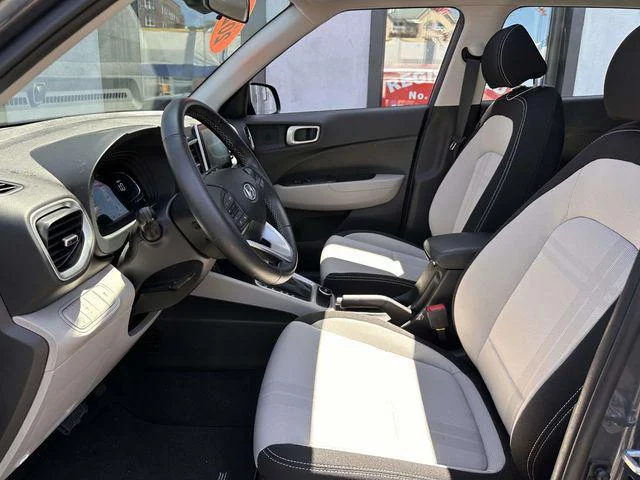 Used 2025 Ecotronic Gray Hyundai SEL image 14