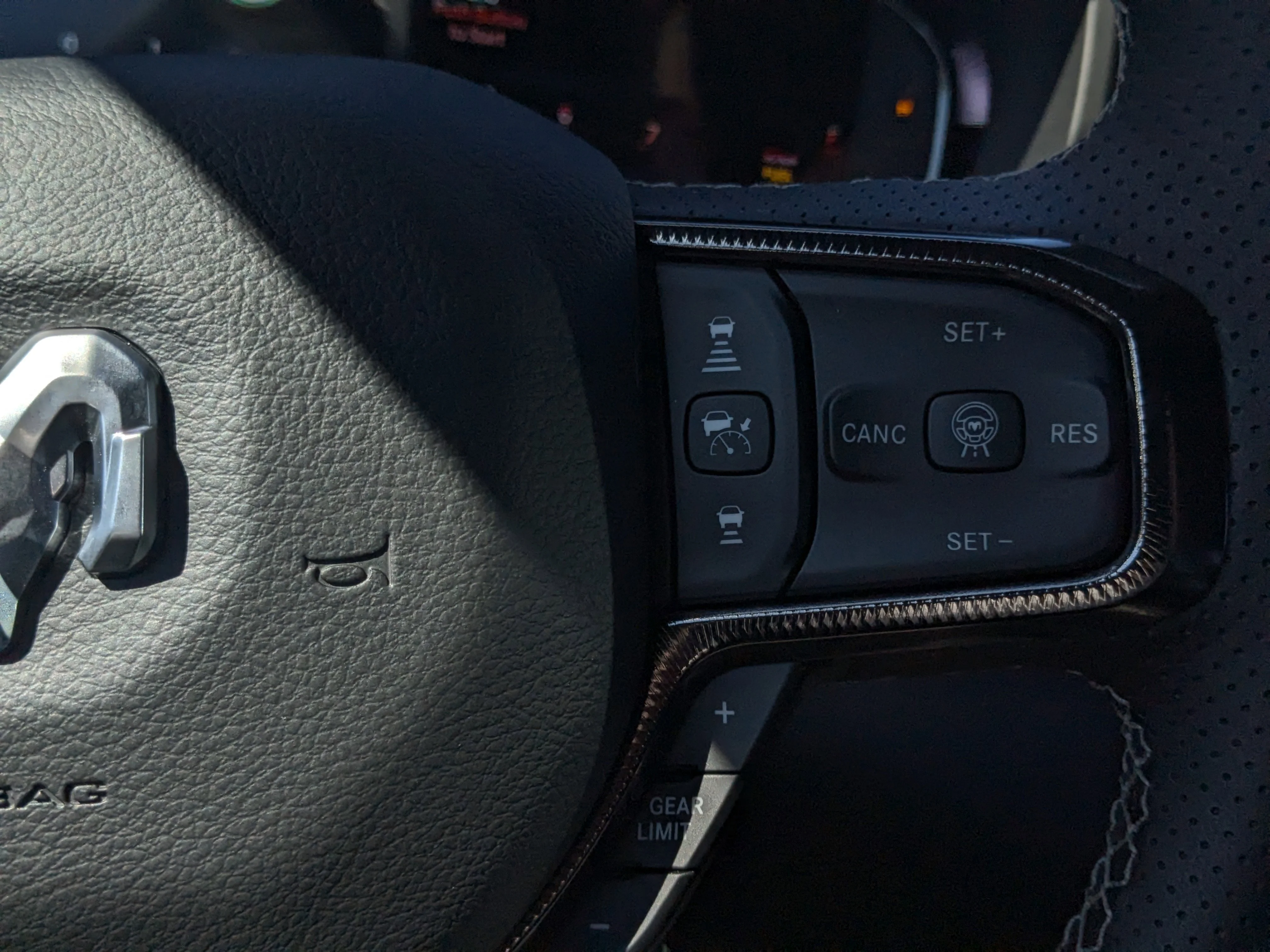 New 2026 Black RAM Sport - - Dual?Pane Panoramic Sunroof - Steel Sport Hood - Trailer Brake Control - 5.7L HEMI V8 eTor image 17