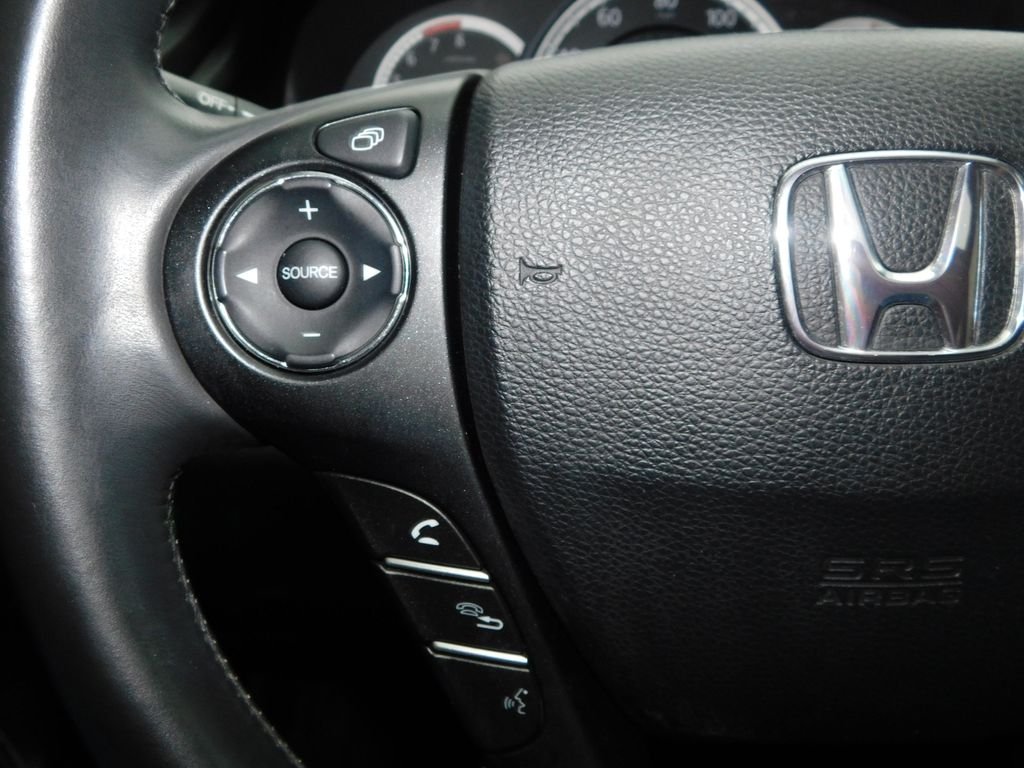 Used 2015 Gray Honda EX-L image 26