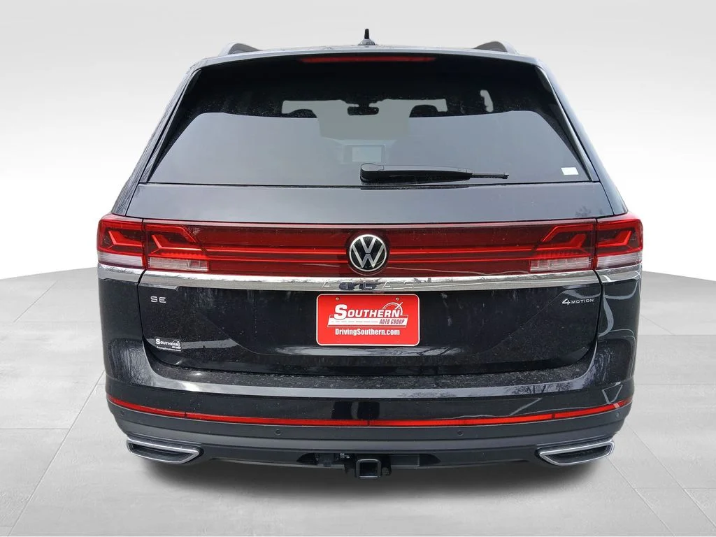 New 2026 Black Volkswagen 2.0T SE w/Technology image 4