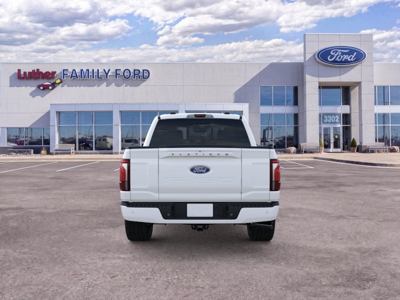 New 2026 Star White Metallic Tri-Coat Ford Platinum image 37