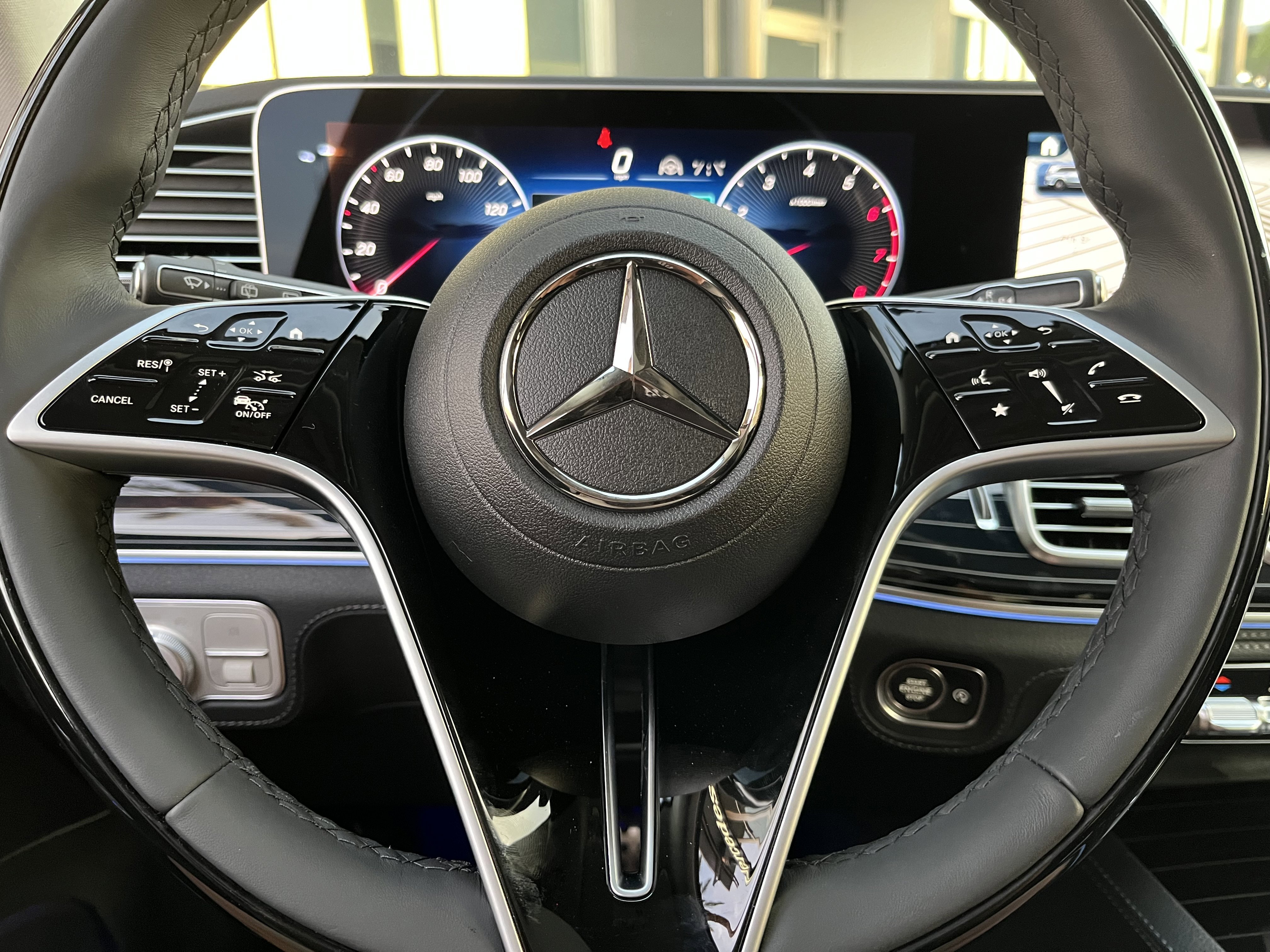 New 2026 CIRRUS SILVER Mercedes-Benz GLS 450 image 27