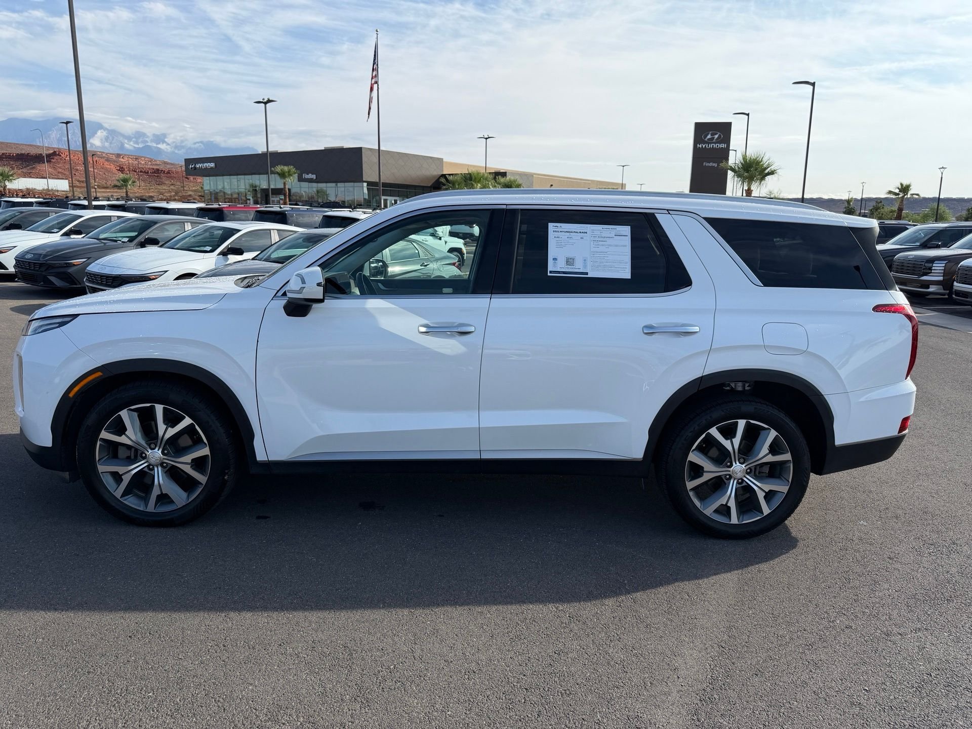 Used 2021 White Hyundai SEL image 11