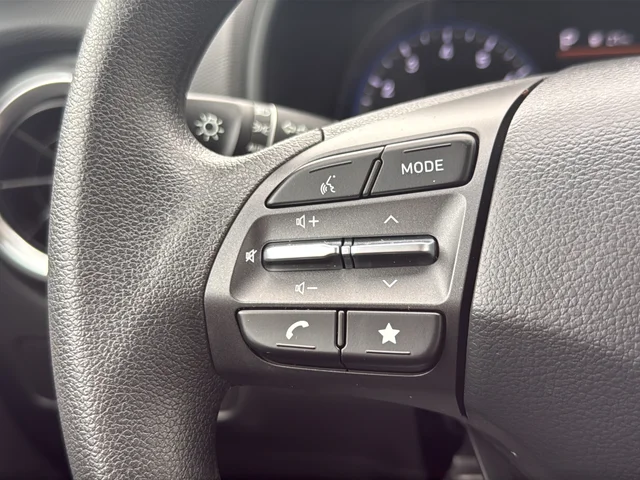 Used 2023 Gray Hyundai SEL image 39