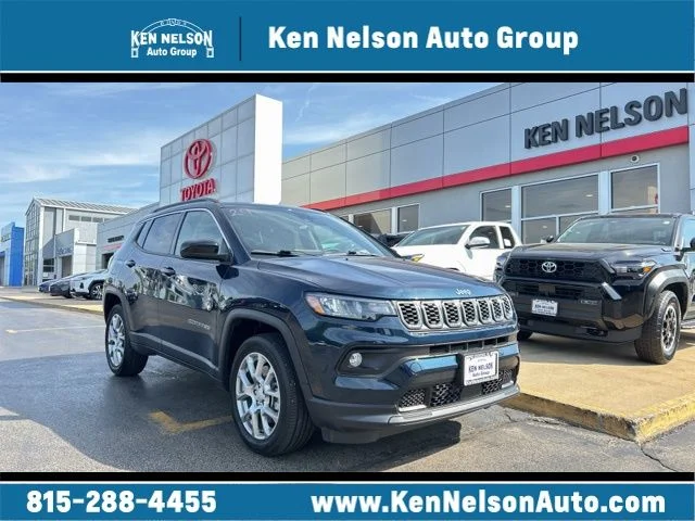 2024 Jeep Compass Latitude Lux 4X4's photo