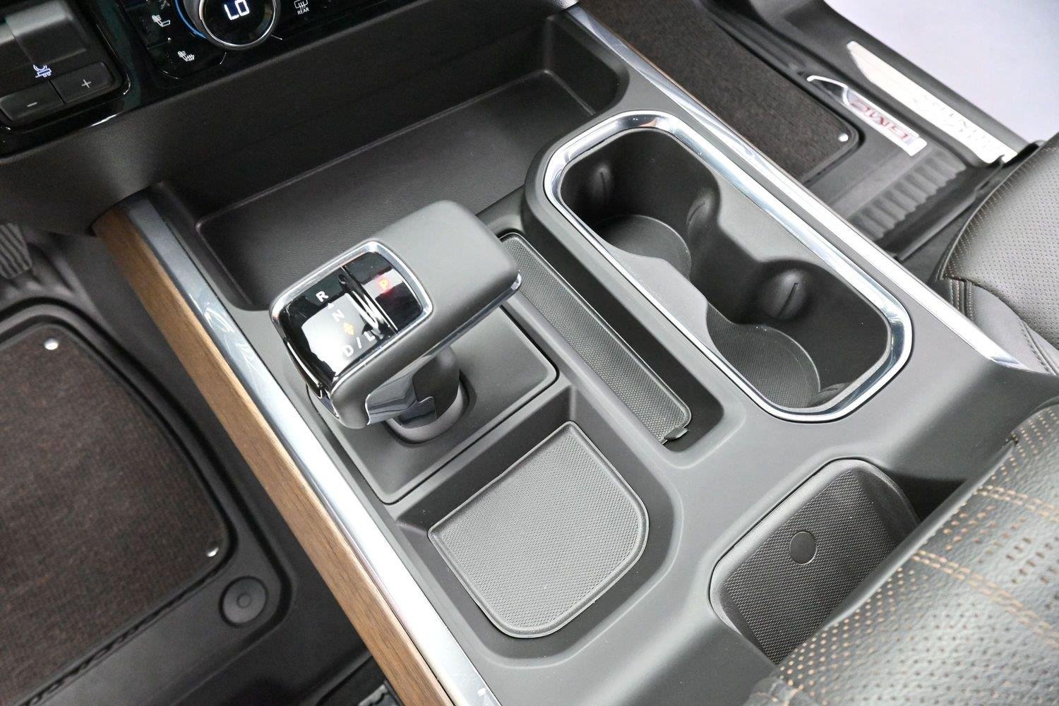Used 2025 Sterling Gray Metallic Chevrolet High Country image 25