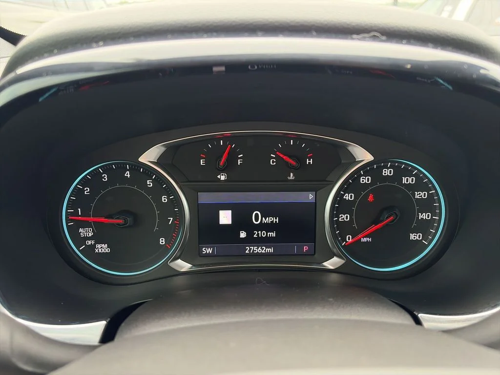 Used 2023 Gray Chevrolet RS image 15