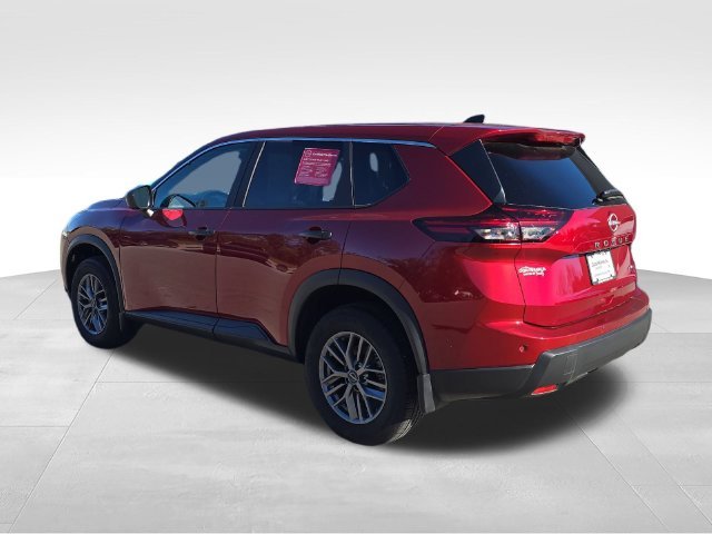 Used 2026 Red Nissan S image 4