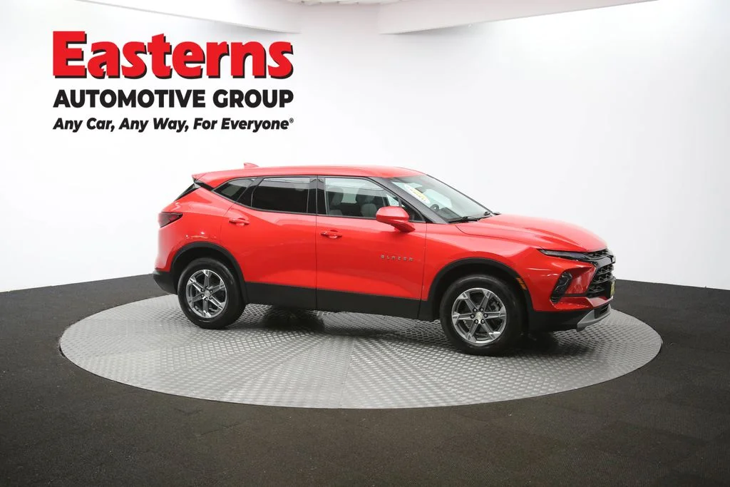 Used 2023 Red Chevrolet LT image 44