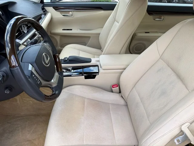 Used 2014 Starfire Pearl Lexus 350 image 13