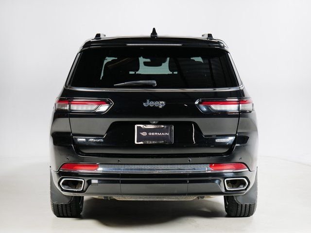 Used 2022 Diamond Black Jeep Overland image 7