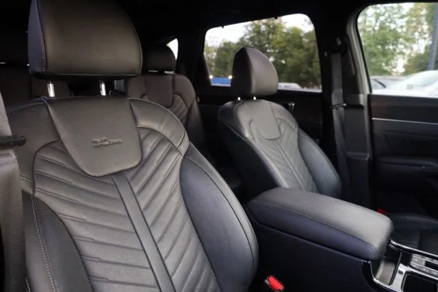 Used 2025 Silver Kia X-Line SX Prestige image 46