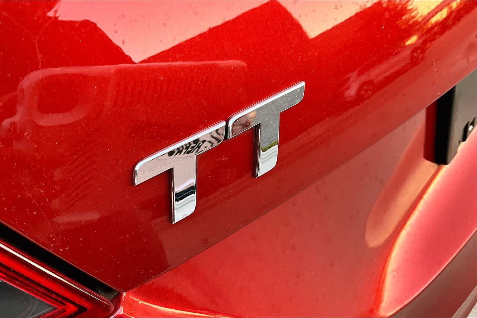Used 2011 Misano Red Pearl Audi 2.0T Premium Plus image 30