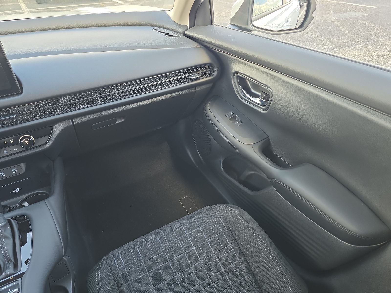 2026 Honda HR-V LX - Photo 12