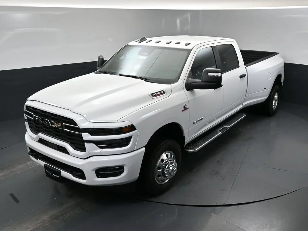 New 2026 Bright White Clear-Coat Exterior Paint RAM Big Horn image 51