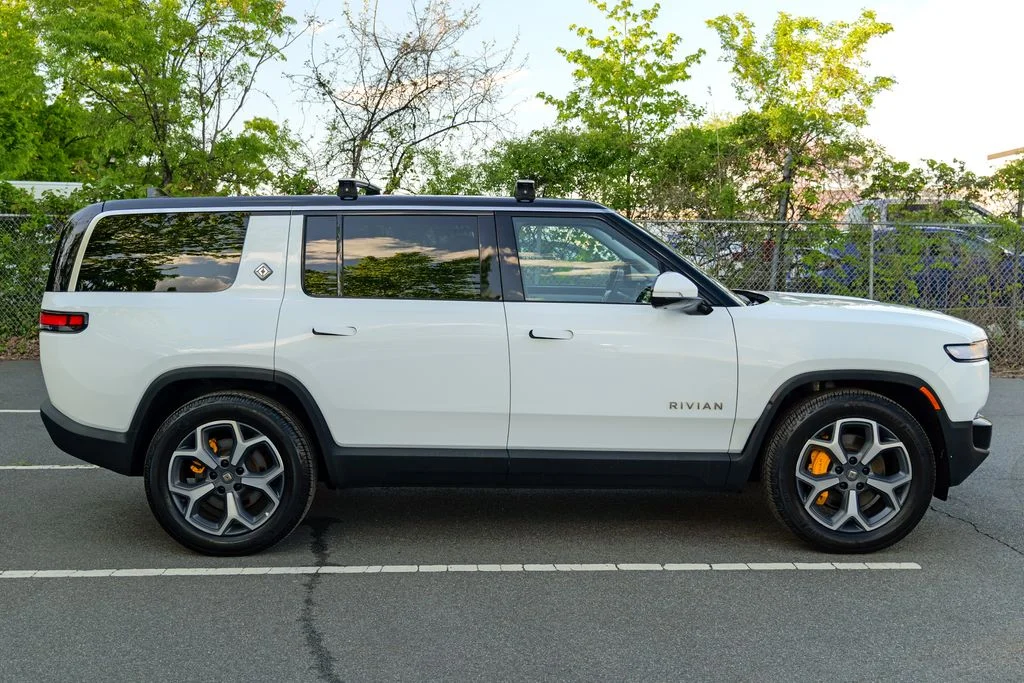 Used 2024 Glacier White Rivian Adventure image 8