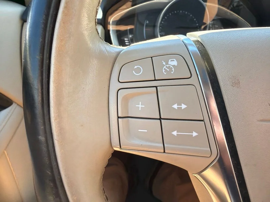 Used 2015 Blue Volvo T6 Platinum image 15