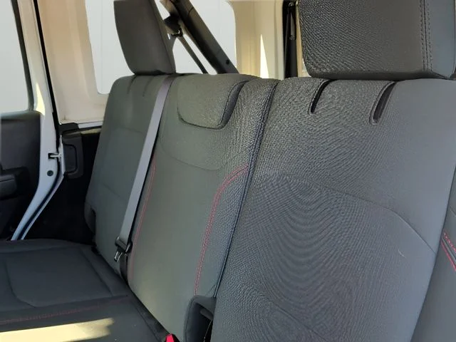 Used 2025 White Jeep Rubicon image 28