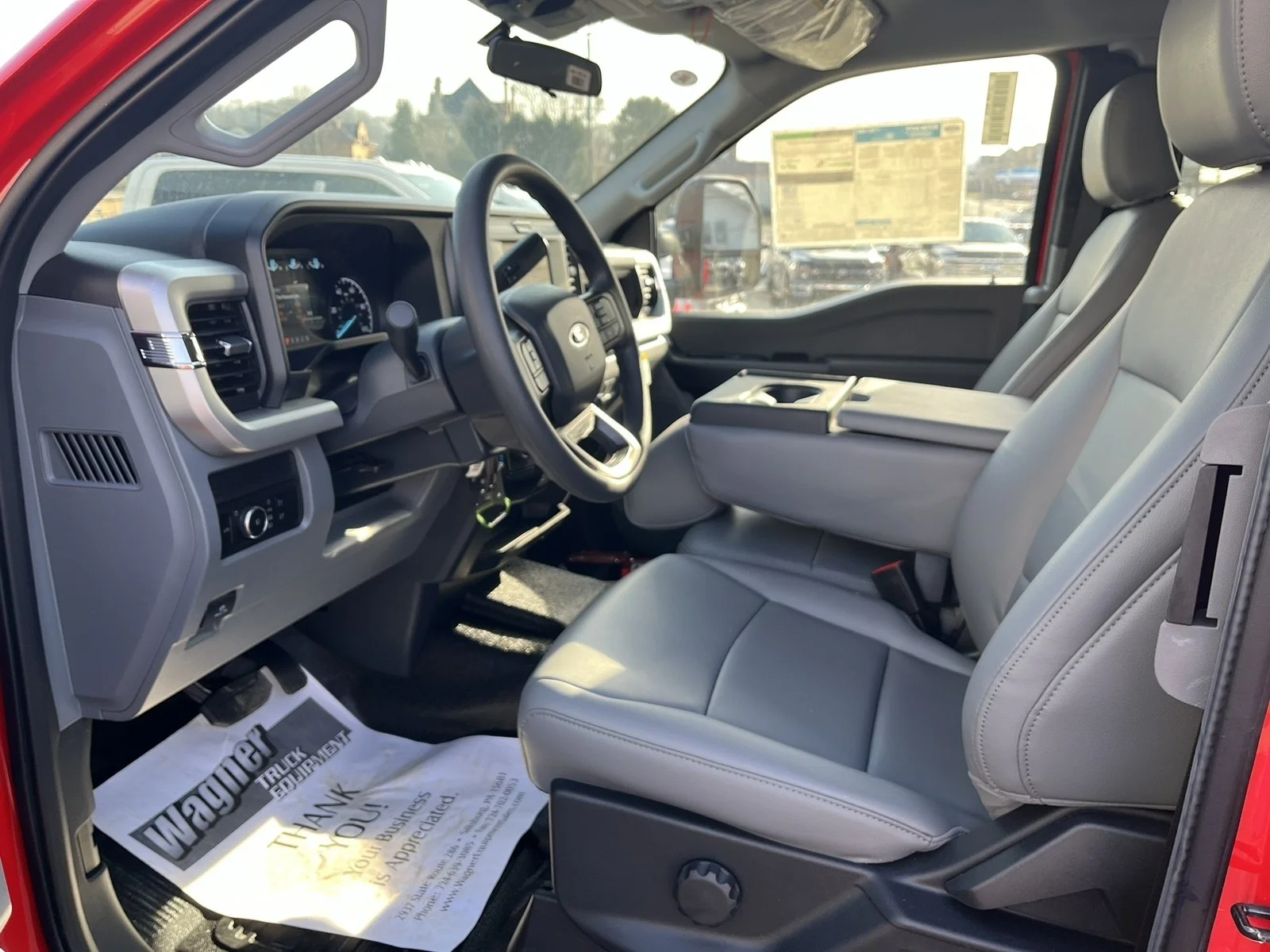 2025 Ford F-350 Super Duty Chassis Cab XL - Photo 16