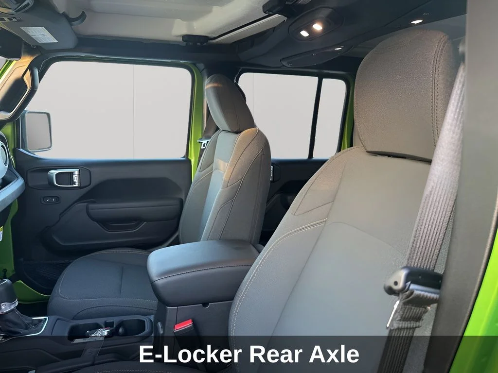 2025 Jeep Gladiator Willys - Photo 30