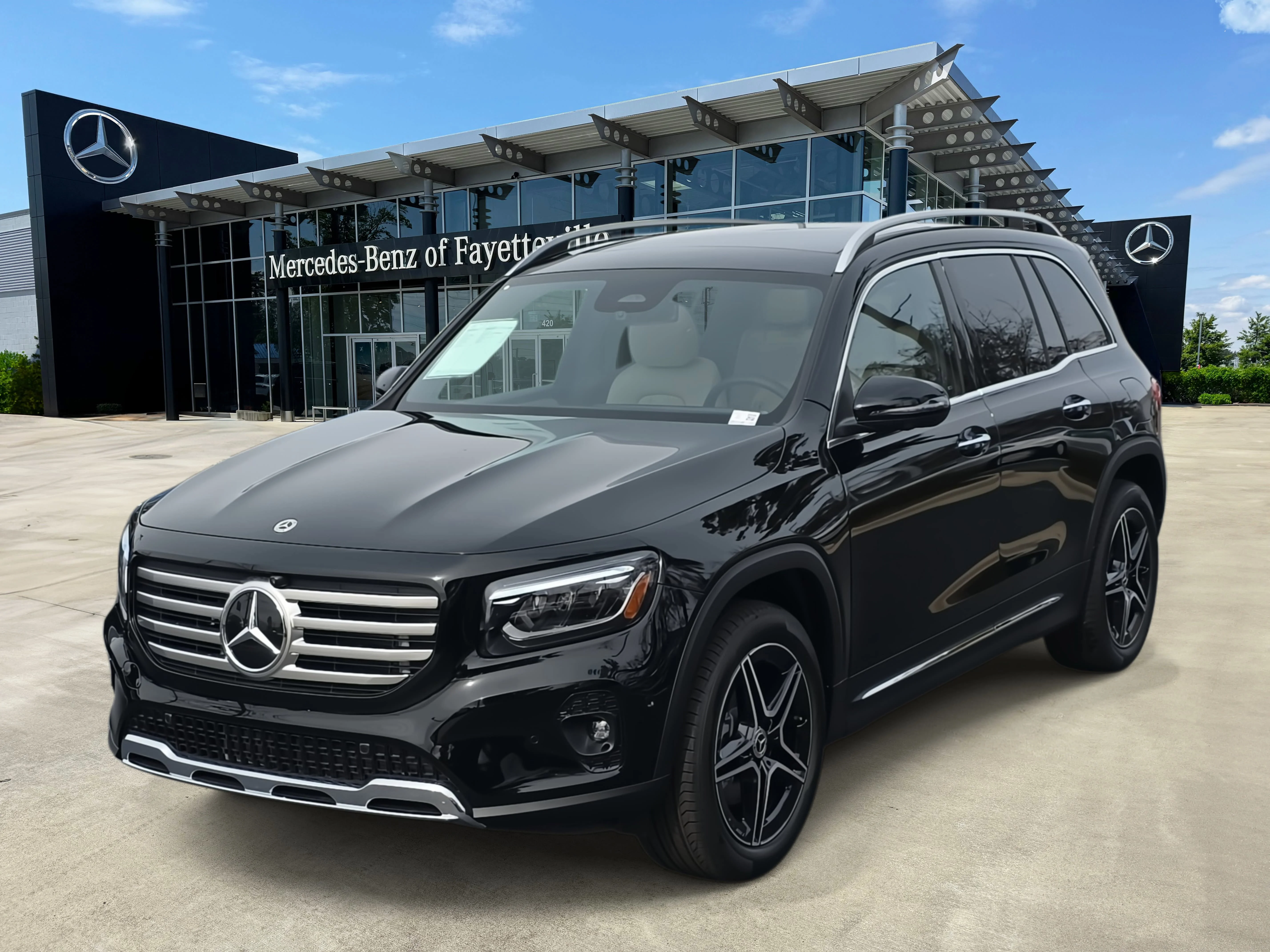 2026 Mercedes-Benz GLB GLB 250's photo