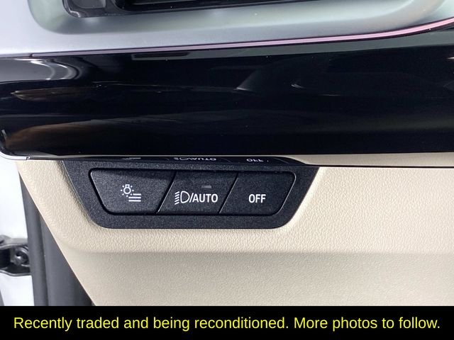 Used 2023 White BMW xDrive28i image 14