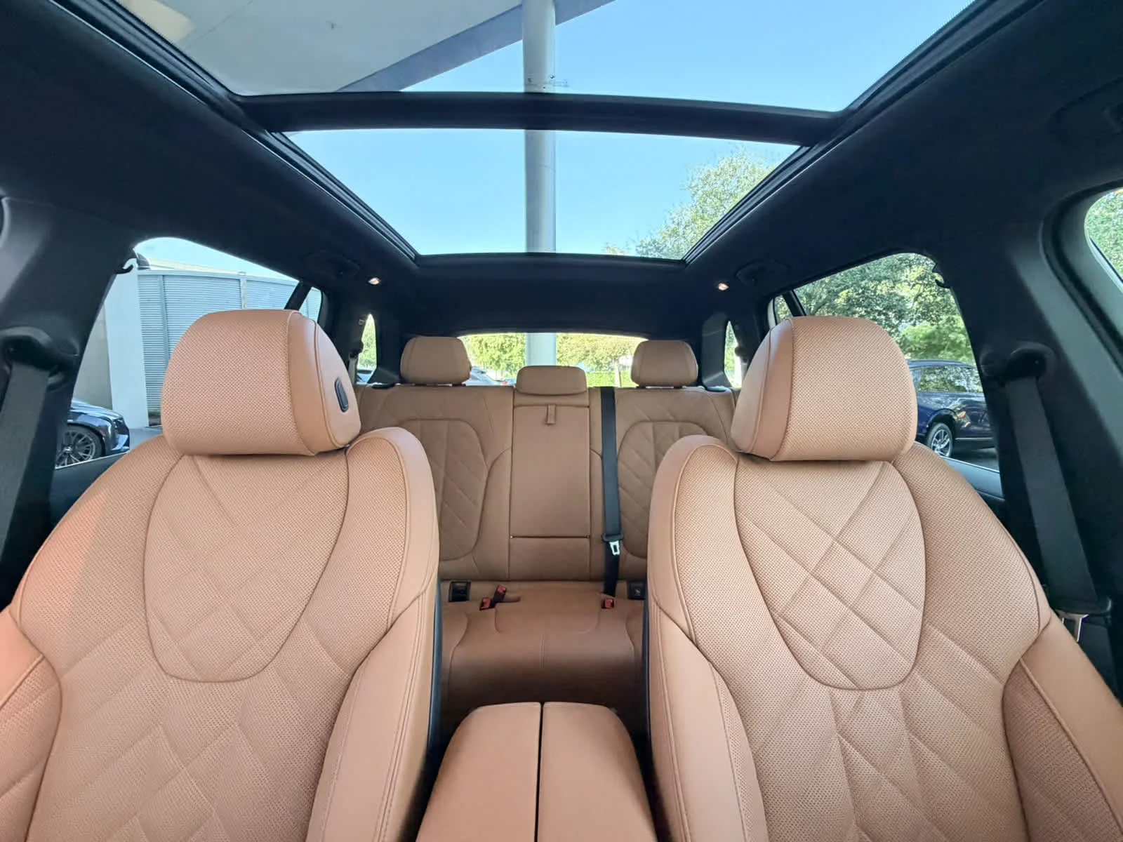 Used 2026  BMW sDrive40i image 16