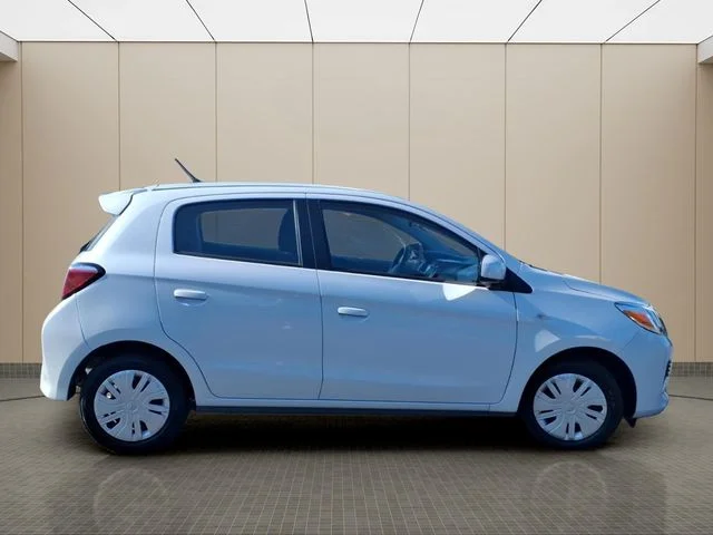Used 2024 White Mitsubishi ES image 7