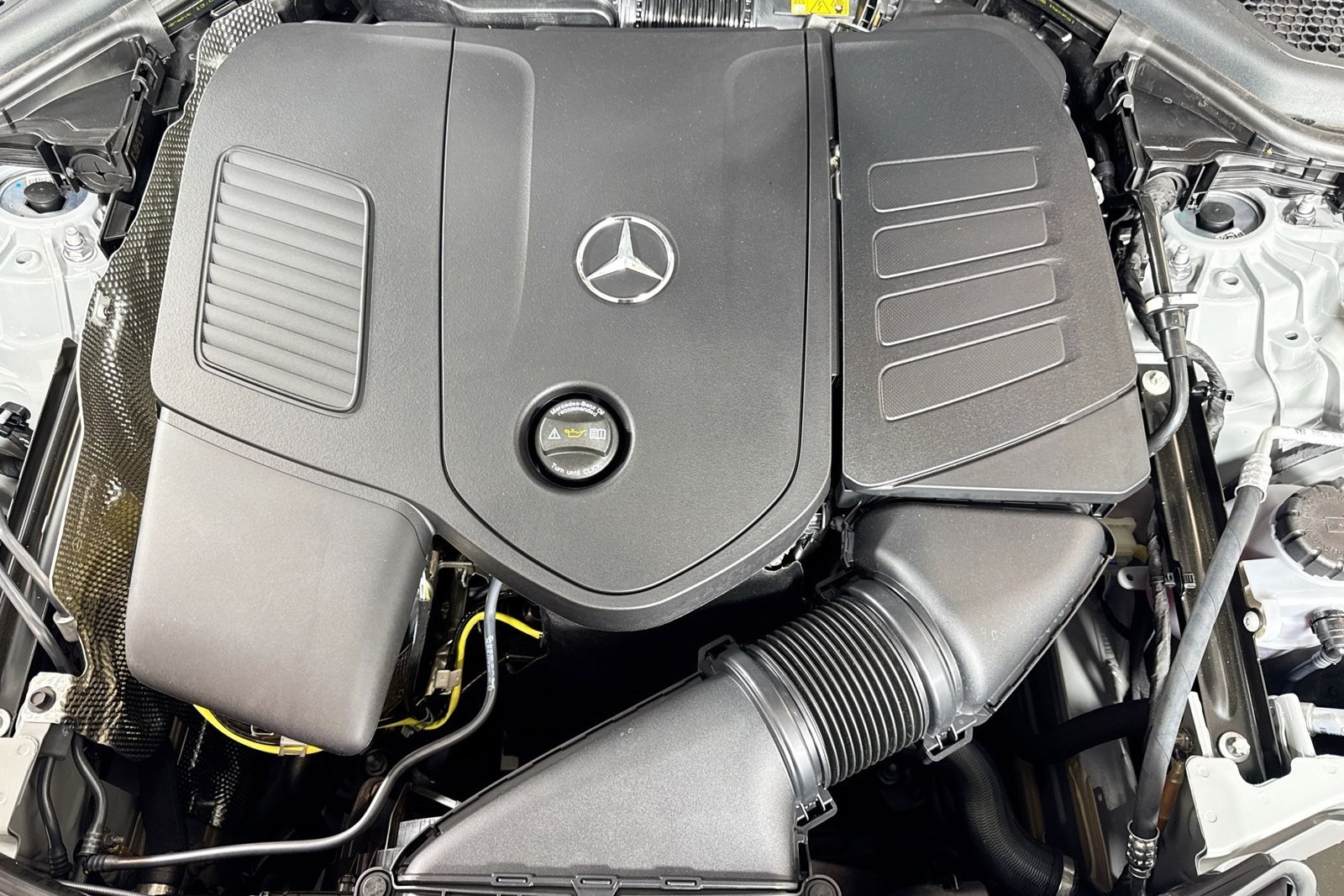 New 2026 MANUFAKTUR Alpine Grey Mercedes-Benz E 350 image 27