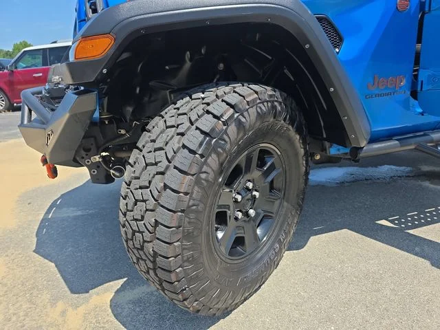 Used 2022 Blue Jeep Mojave image 30