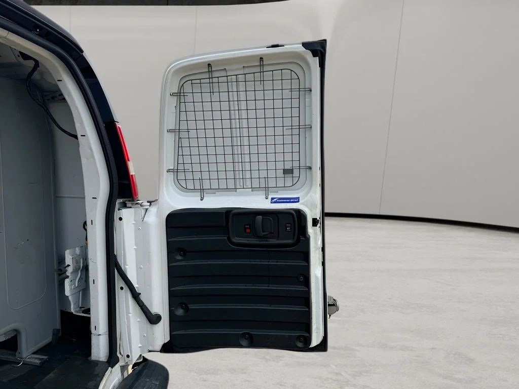 Used 2016 Summit White Chevrolet Work Van image 18
