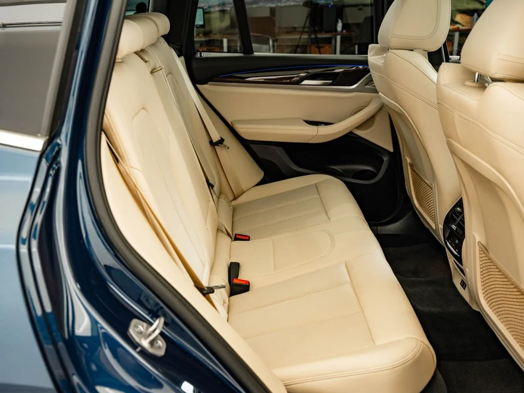 Used 2022 Phytonic Blue Metallic BMW xDrive30i image 45
