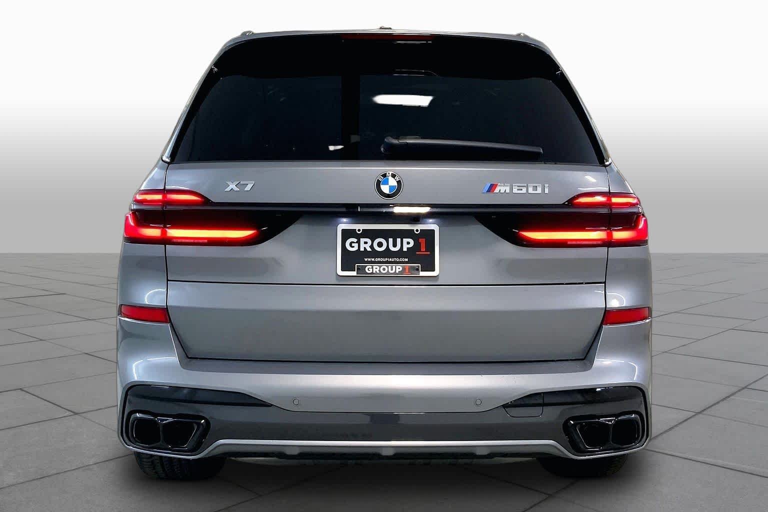 New 2027 Skyscraper Grey Metallic BMW M60i image 4
