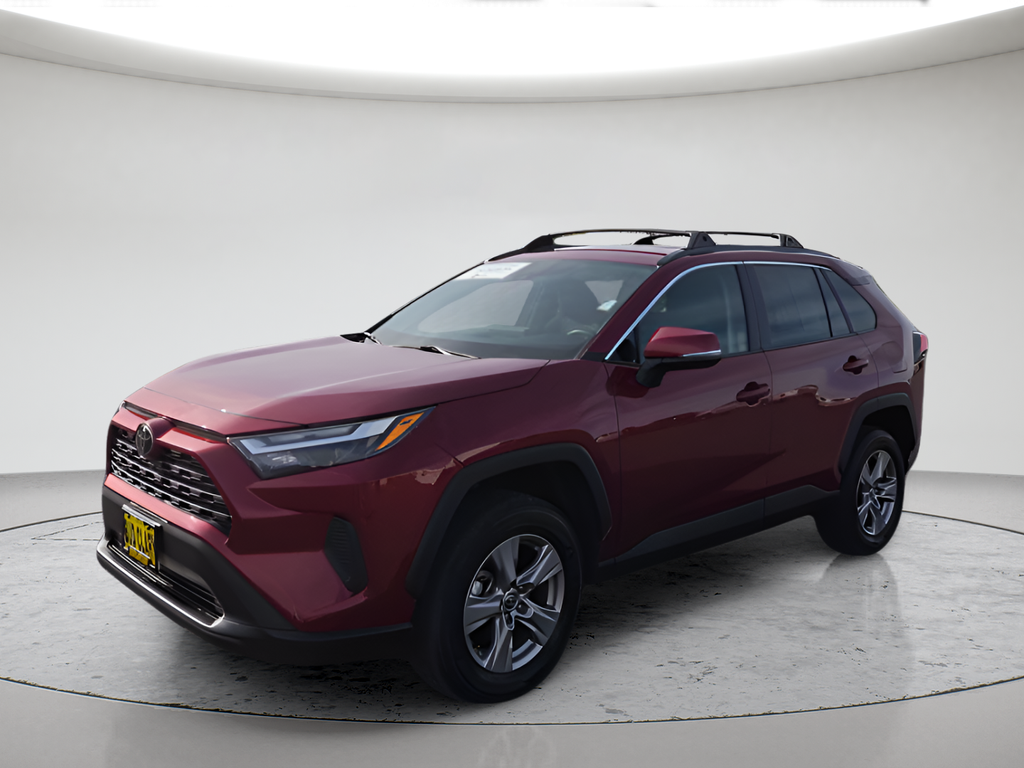 2024 Toyota RAV4 XLE AWD's photo