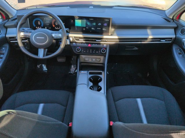 Used 2024 Red Hyundai SEL image 14