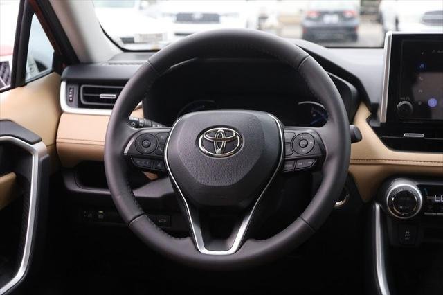 Certified Used 2025 RUBY FLARE PEARL* Toyota  image 24