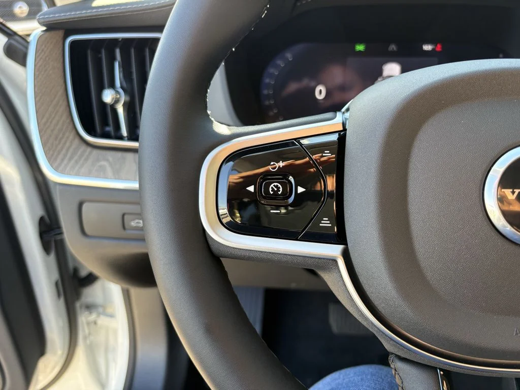 New 2026 Crystal White Volvo Ultra image 16