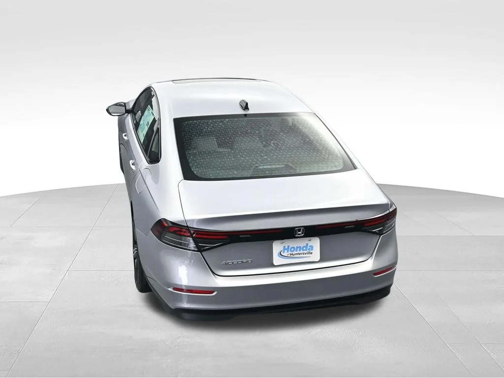 New 2026 Solar Silver Metallic Honda SE image 18