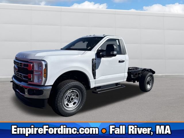 New 2026 Oxford White Ford F-350® XL image 1