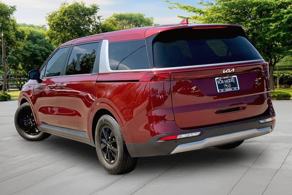 Used 2022 Red Kia LXS image 4
