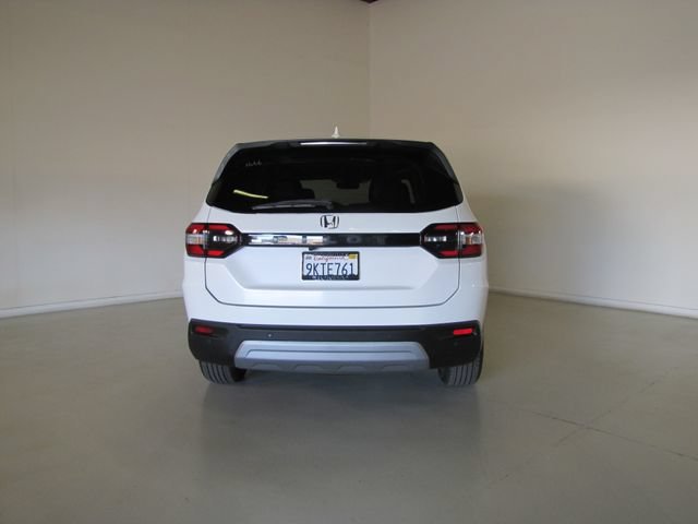 Certified Used 2024 Platinum White Pearl Honda EX-L 7 Passenger image 61