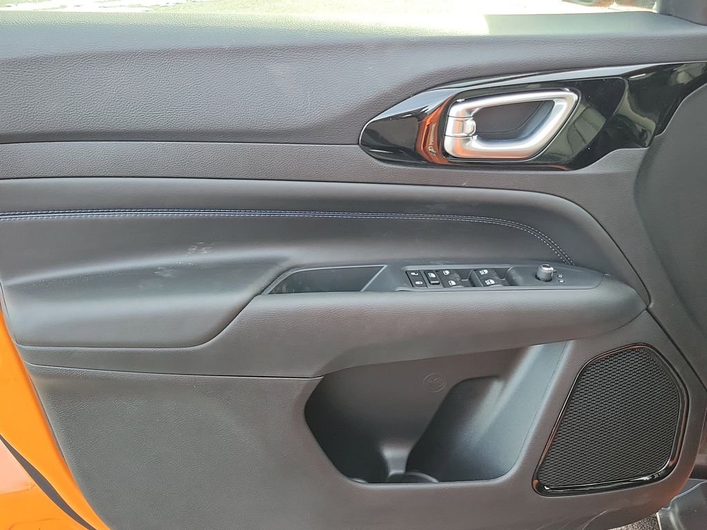 New 2026 Joose (DISC) Jeep Latitude image 18