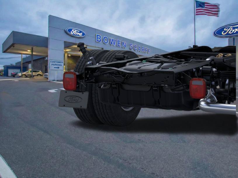 New 2026 Oxford White Ford XL image 21
