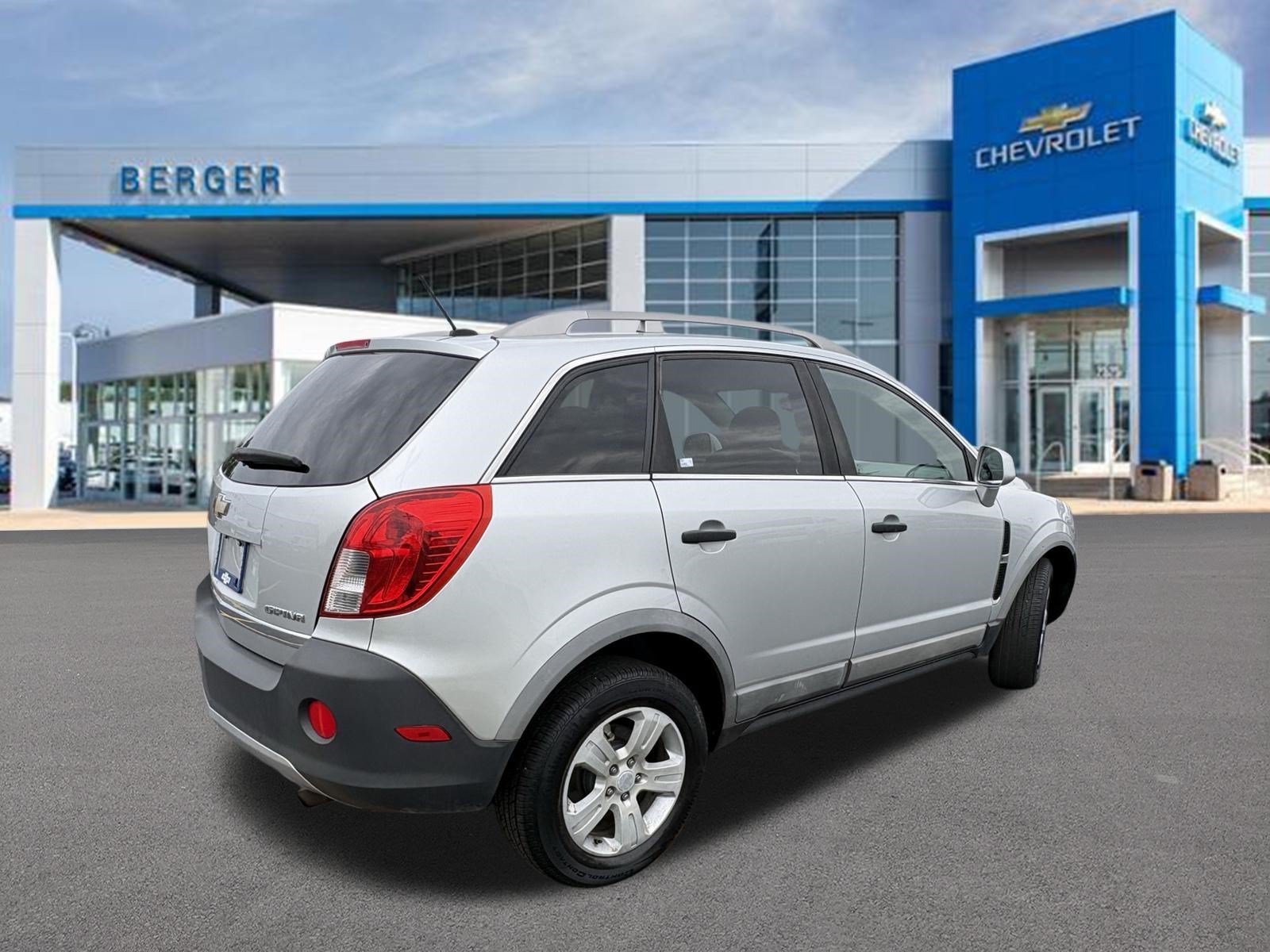 Used 2013 Silver Ice Metallic Chevrolet LS image 2