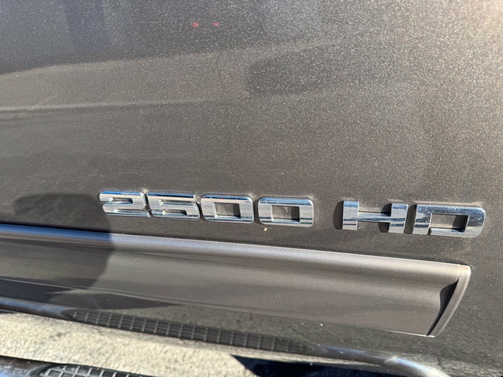 Used 2013 Gray Chevrolet LT image 32