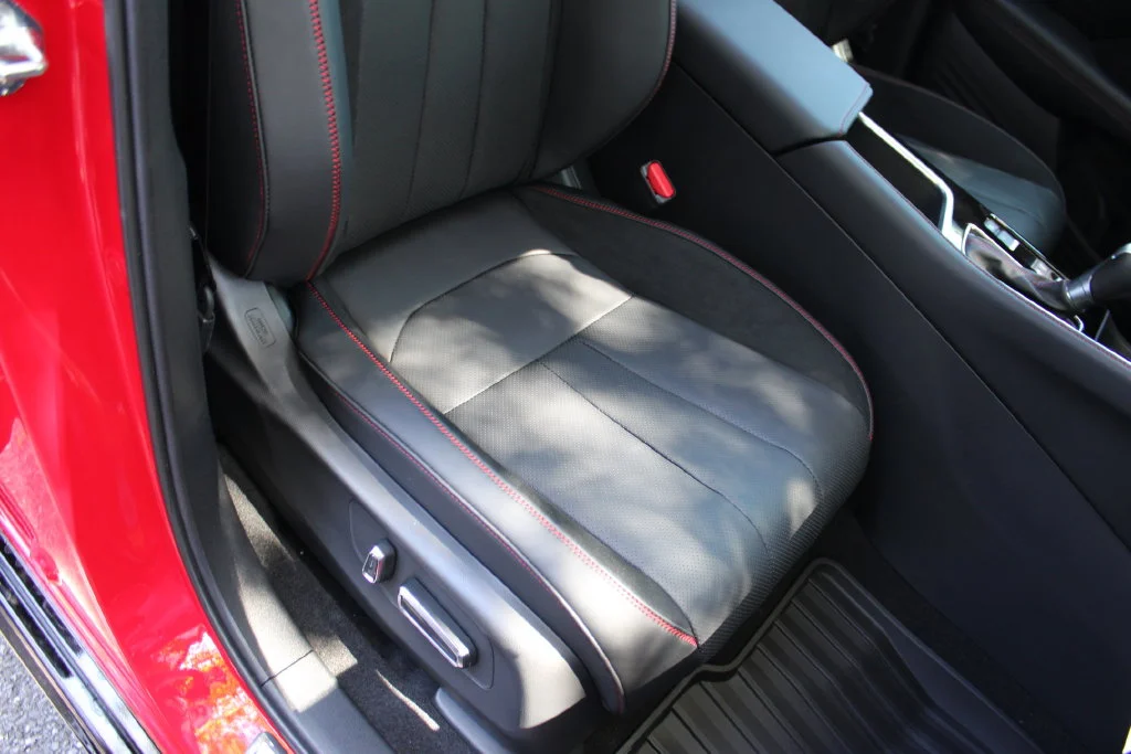 Certified Used 2025 Milano Red Acura A-Spec Advance Package image 28