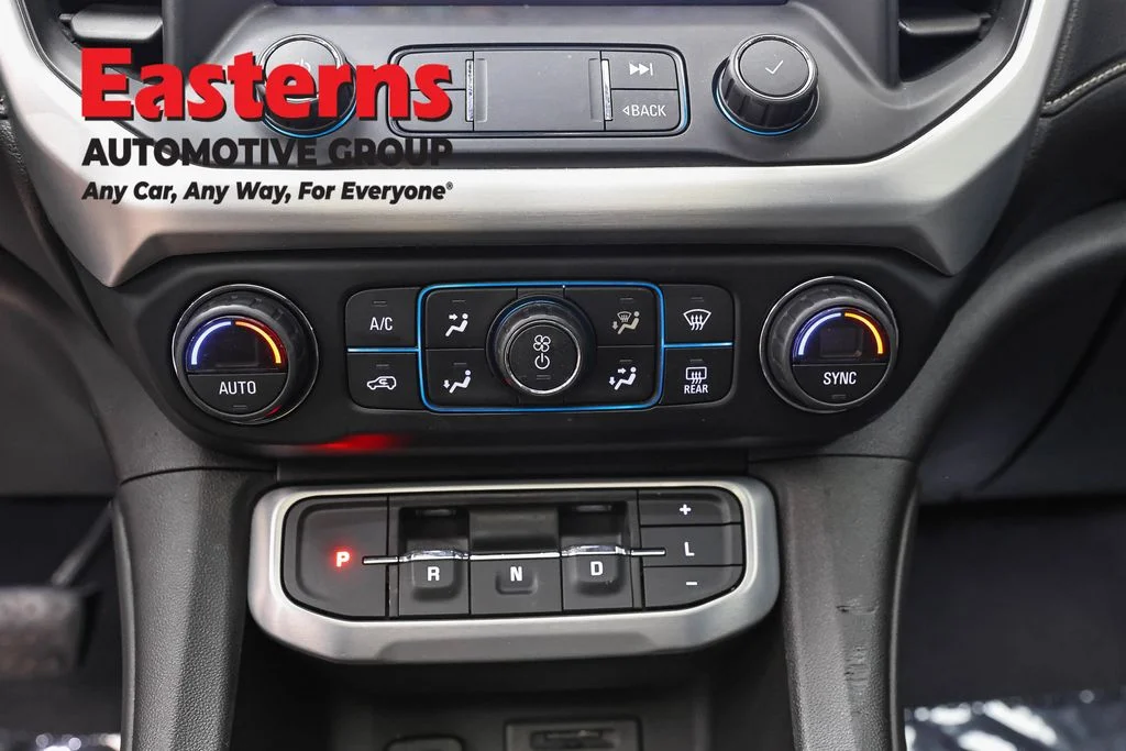 Used 2020 Gray GMC SLT image 19