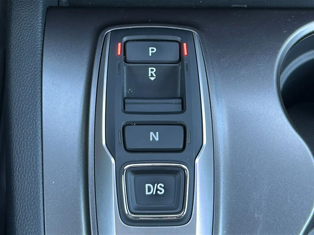 Used 2022 Silver Honda Sport image 18